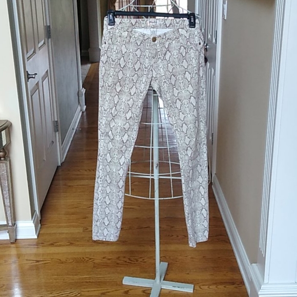 Mudd Jeans - Picture 2 of 11